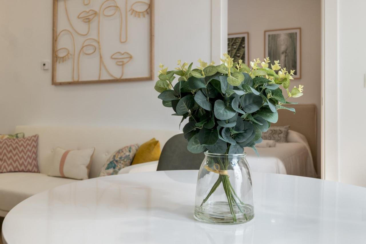 2 Bedrooms 2 Bathrooms Furnished - Retiro - Refurbished - Mintystay Madrid Exterior photo